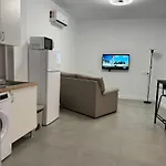 Apartamento 2 A 10 Minutos Caminando De La Estacion De Bus Y Tren Maria Zambrano